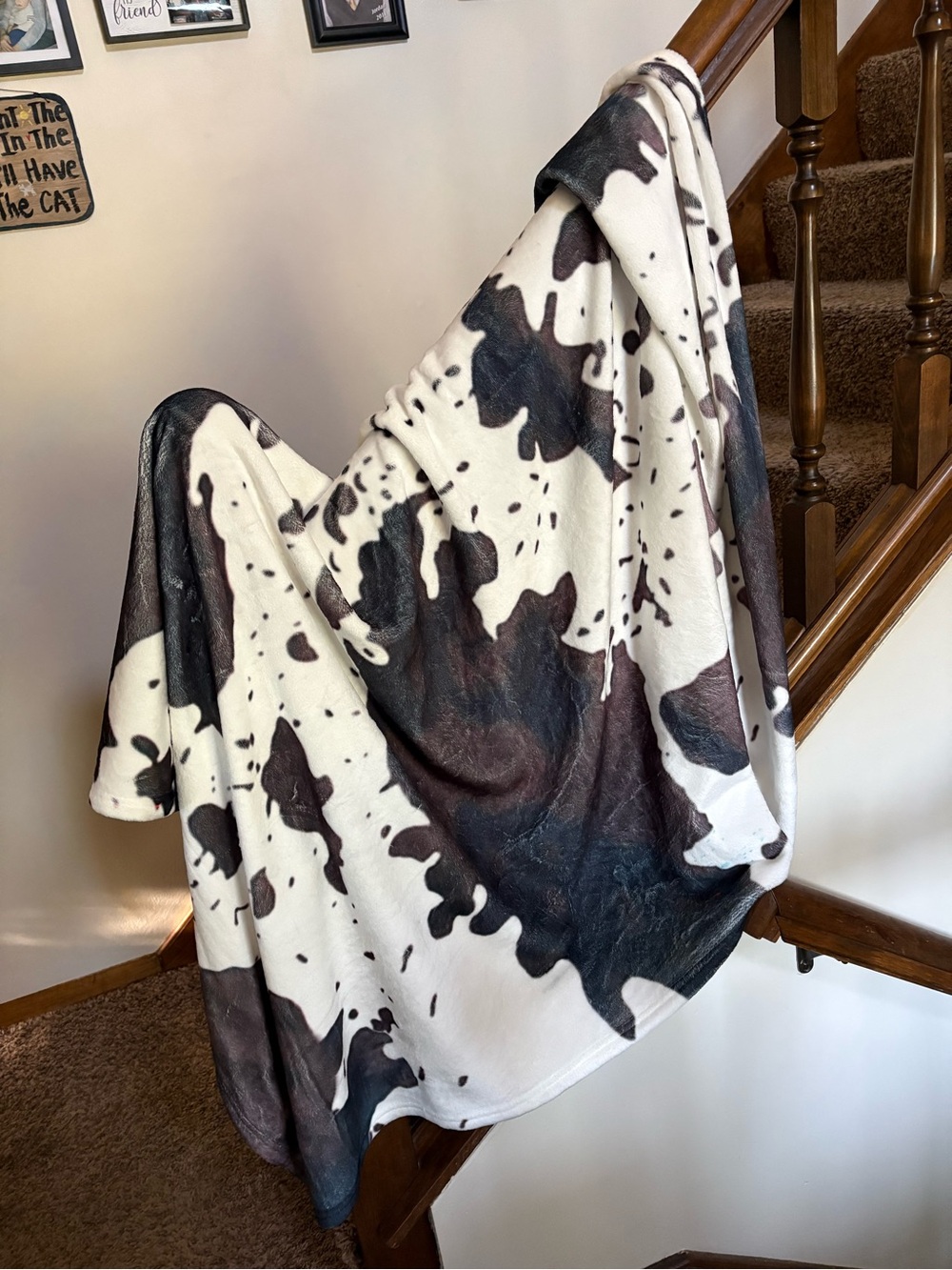 Cozy Cowhide-Print Throw Blanket in White and Dark Brown
